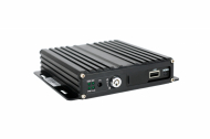 4х канальный видеорегистратор для учебного автомобиля NSCAR 401 SD